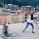 Το μεγαλύτερο viral της καραντίνας: Κορίτσια παίζουν τένις από διαφορετικές ταράτσες